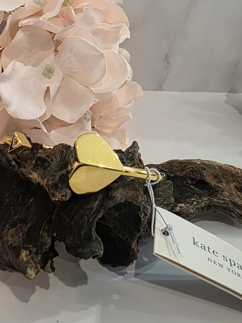 kate spade - Gold Heart Cuff Bracelet